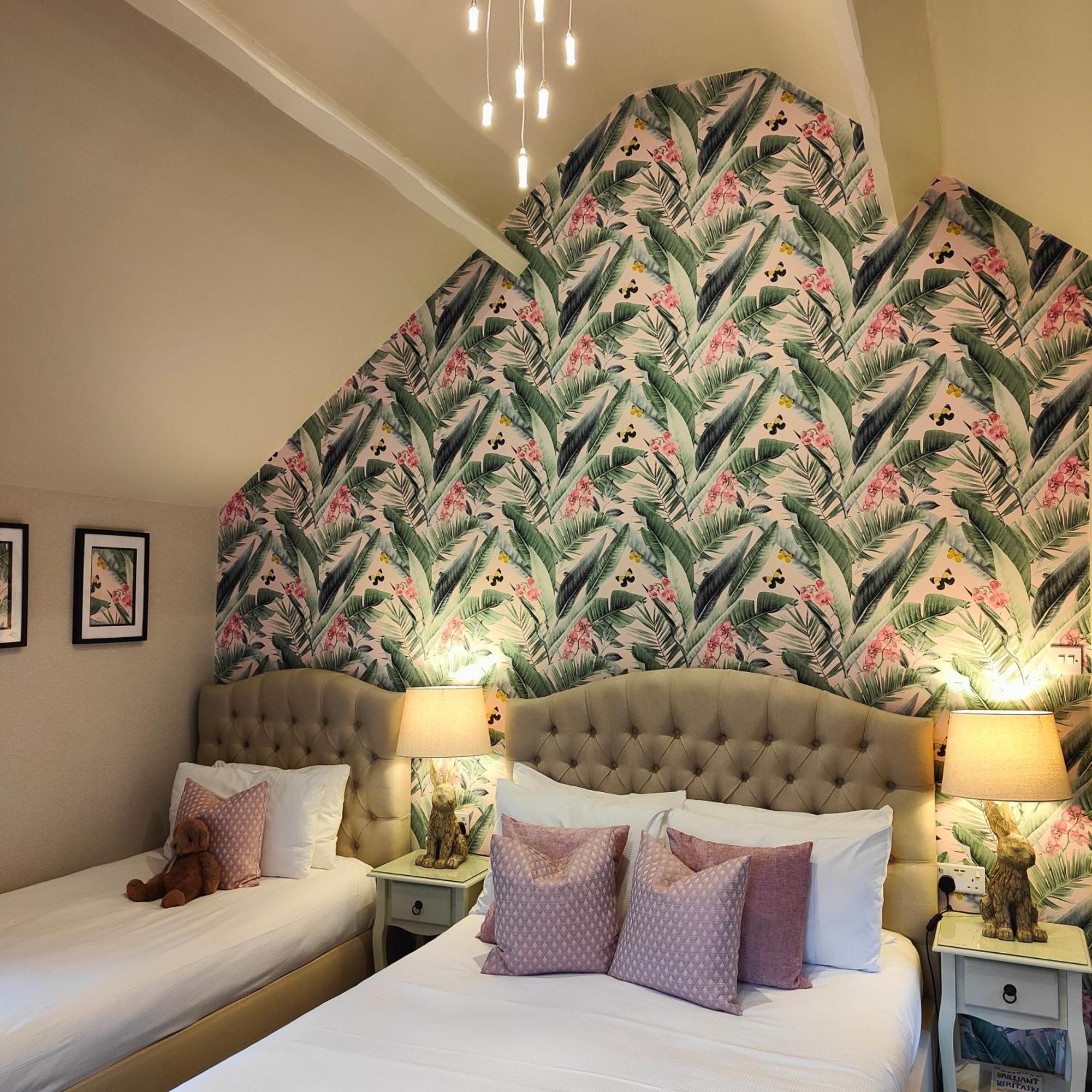 مبيت وإفطار لوستوفت The Corner House المظهر الخارجي الصورة